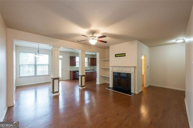 Building Photo - 1555 Creek Bend Ln NW