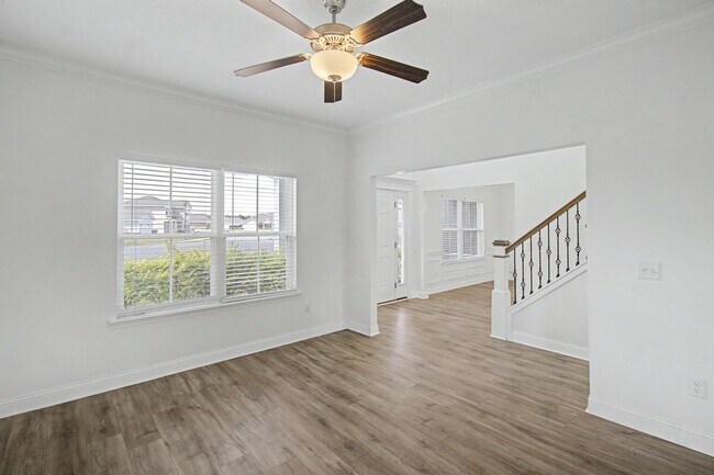 Building Photo - 206 Farnsworth Trl