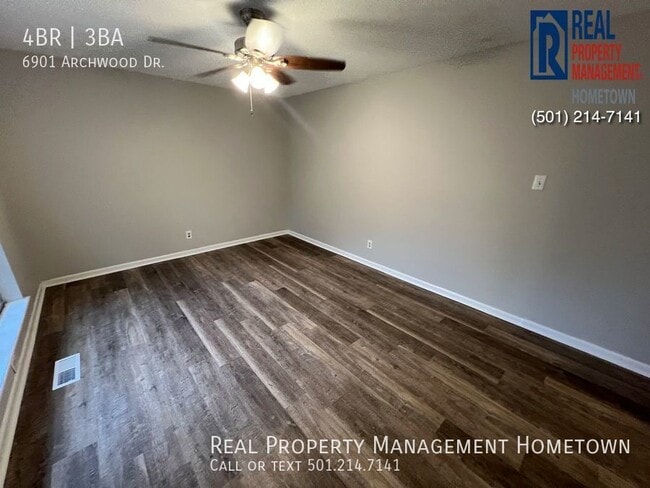 Building Photo - Renovated 4-bedroom 2.5-bath House in Litt...