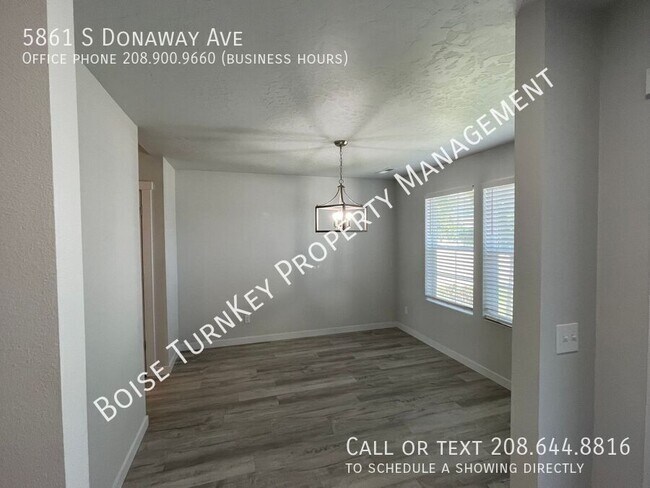 Foto del edificio - 5861 S Donaway Ave