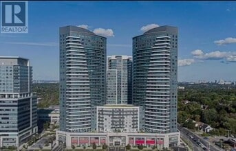 Building Photo - 7161-7161 Yonge St