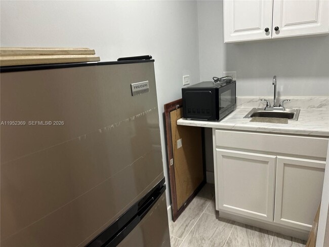 Foto del edificio - 14925 SW 26th Terrace