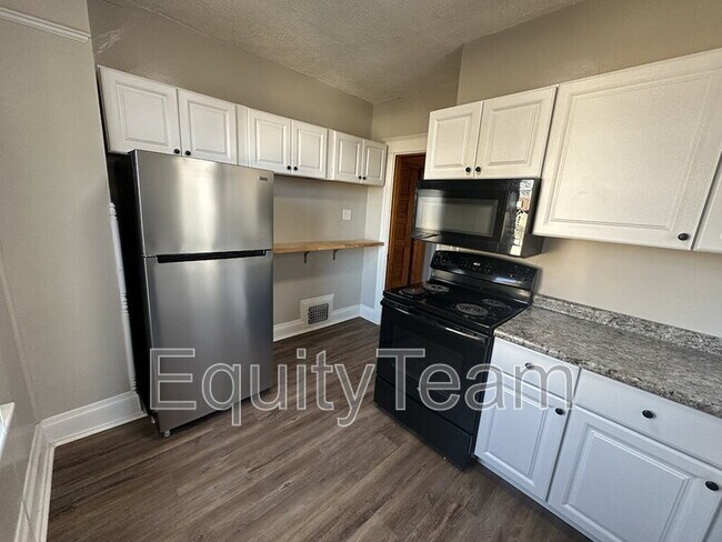 Foto del edificio - 2618 Ida Ave