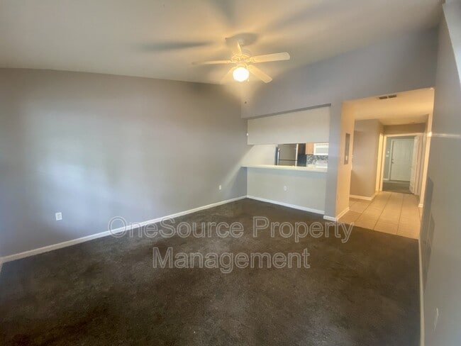 Foto del edificio - 2738 W Tharpe St