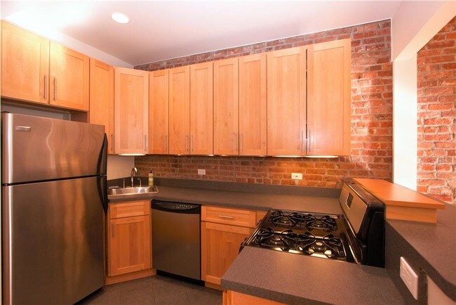 Building Photo - 477 Bergen Street