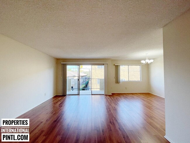 Foto del edificio - 350 S Oakland