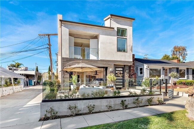 Building Photo - 415 Marguerite Ave