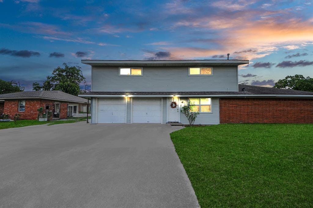 Primary Photo - 5747 Turtle Creek Rd