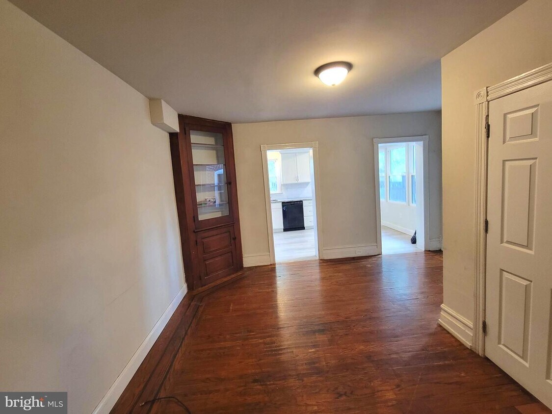 Foto principal - 522 N Charlotte St