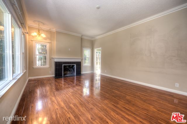 Building Photo - 927 N Orlando Ave