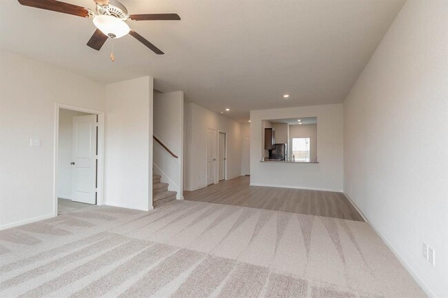 Foto del edificio - 8003 Vacek Meadows Loop