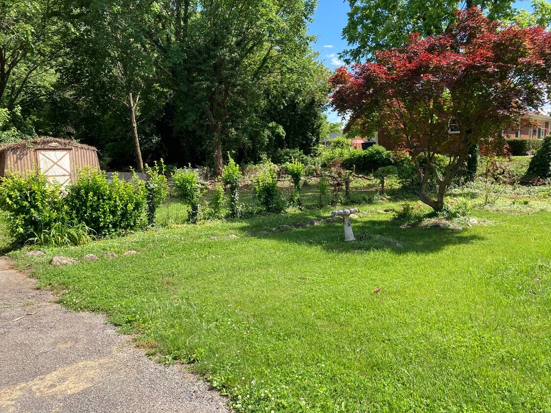 Primary Photo - 4728 Eden Dr NW