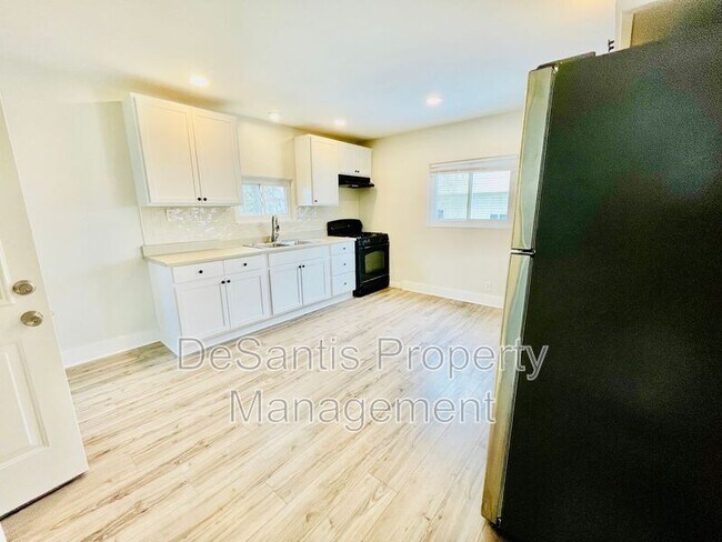 Foto del edificio - 1712 State St