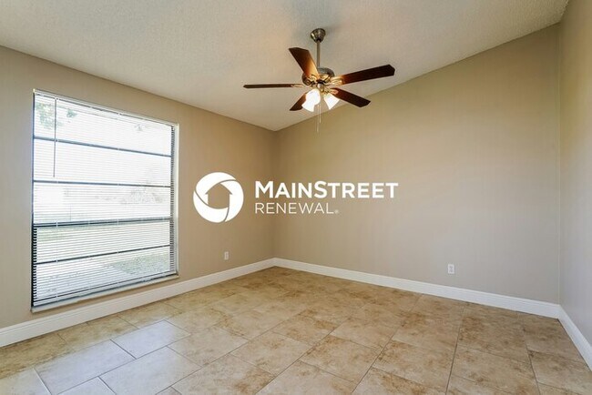 Foto del edificio - 3 Bedroom Pet-Friendly Home in Cape Coral, FL with Main Street Renewal