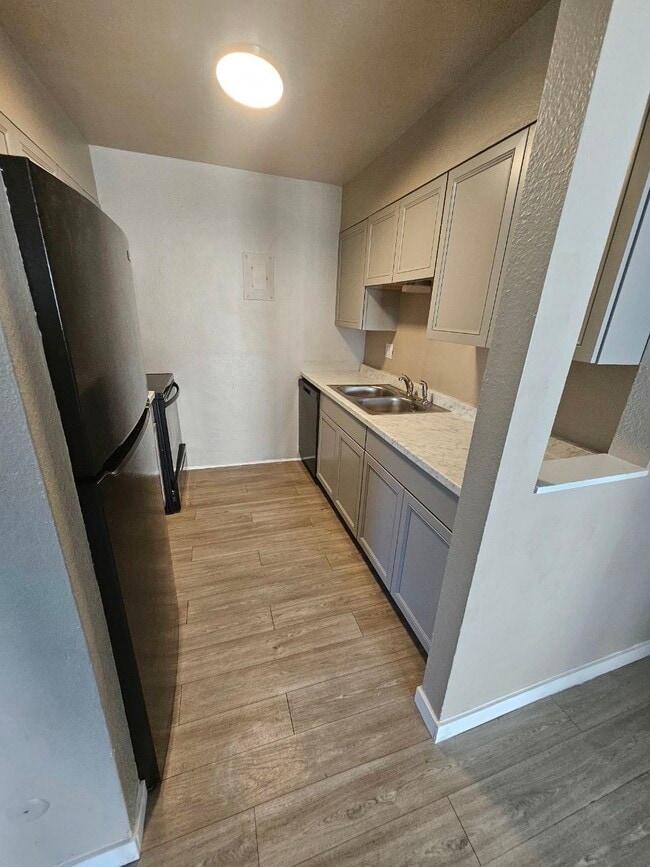 Building Photo - 4625 N Carefree Cir