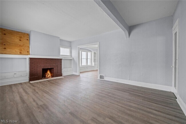 Foto del edificio - 3455 E 121st St