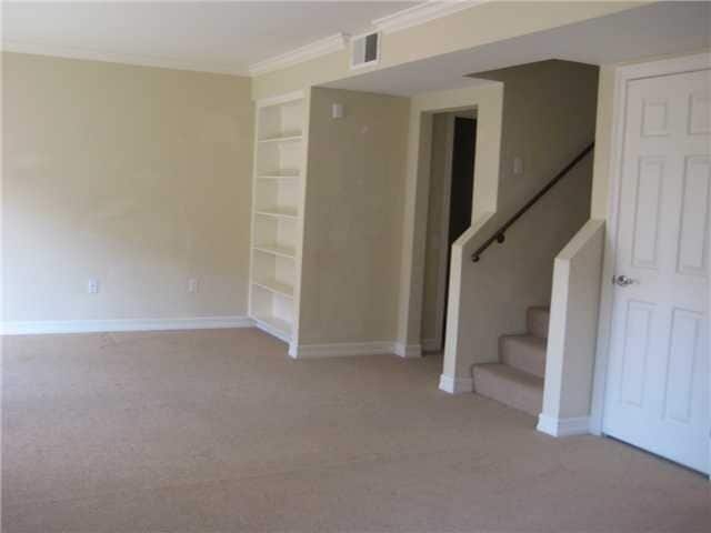 Building Photo - RB Luxury 2 Br Townhome 2 car spots Laundry $3190 TEXT 760-715-5861