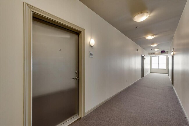 Building Photo - 4111 Gilbert Ave