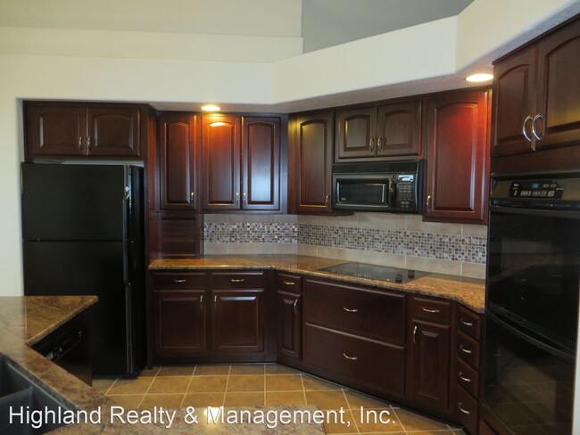 Foto del edificio - 4 br, 2.5 bath House - 13994 Turnberry Court