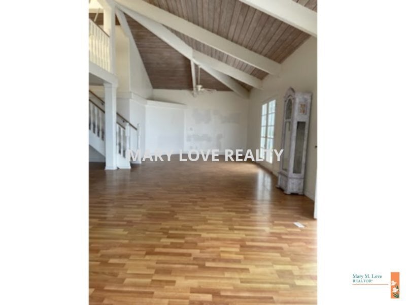 Primary Photo - BEAUTIFUL OCEAN VIEWS FROM THIS 1 BED WITH...