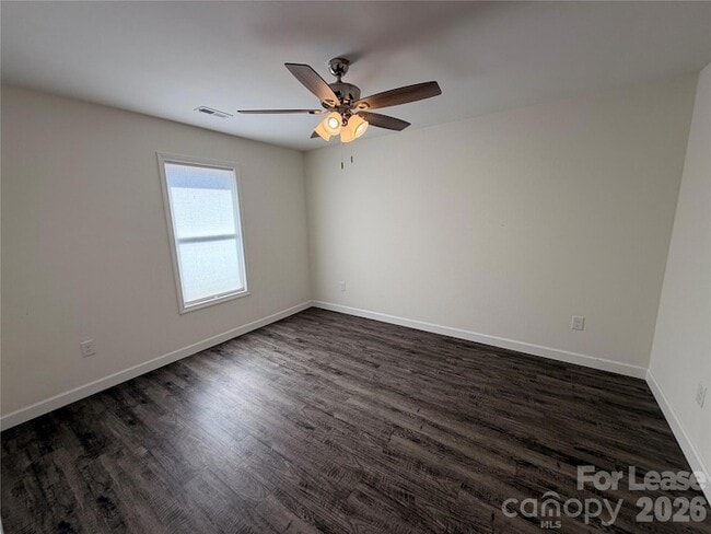 Building Photo - 4008 Eugene Dr