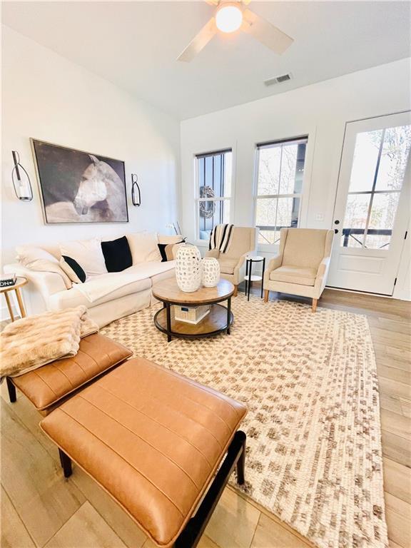 Foto del edificio - 115 Firefly Cir