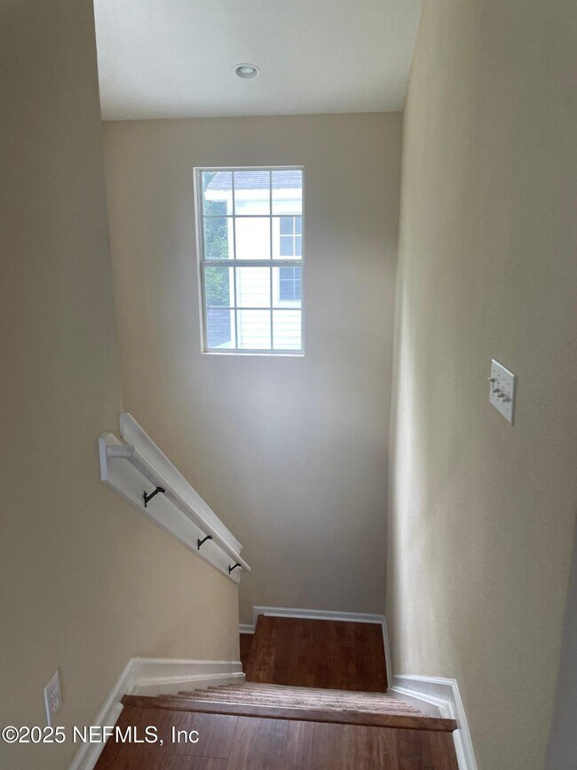 Foto del edificio - 575 Oakleaf Plantation Pkwy