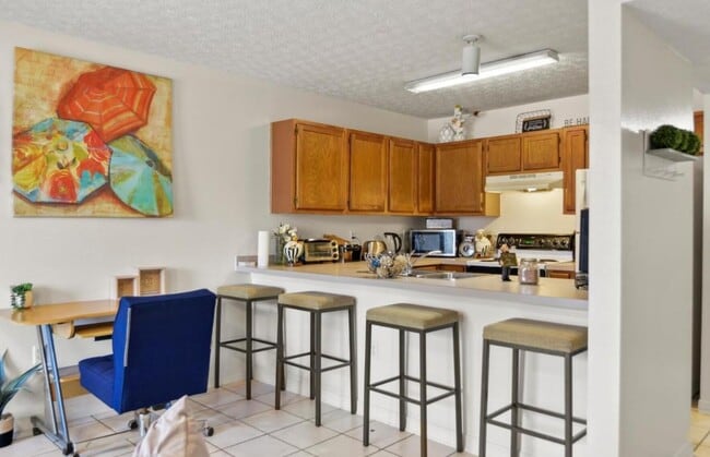 Foto del edificio - 1801 Pointed Leaf Ln