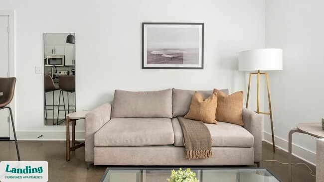 Building Photo - 715 Merritt Ave