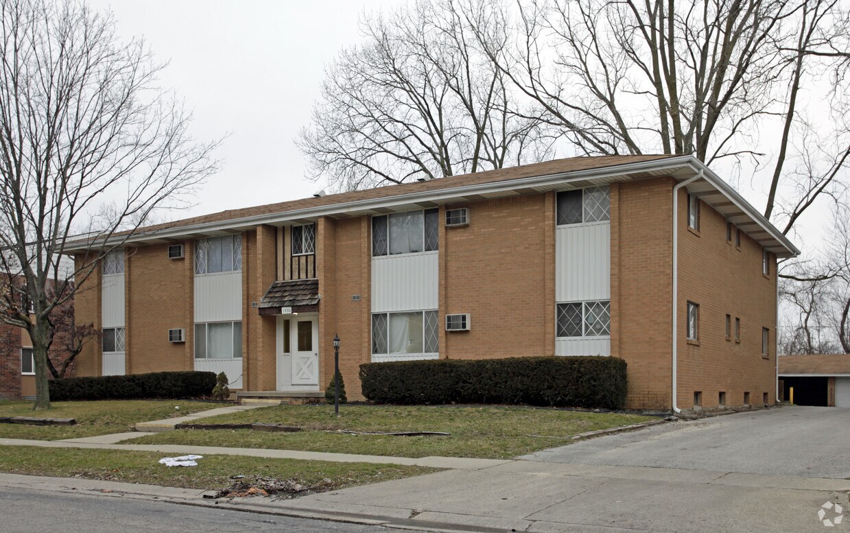 Primary Photo - 1530 Brooke Park Dr
