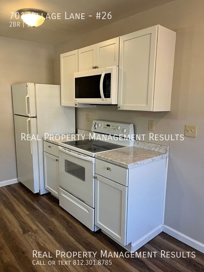 Foto del edificio - 701 Village Ln