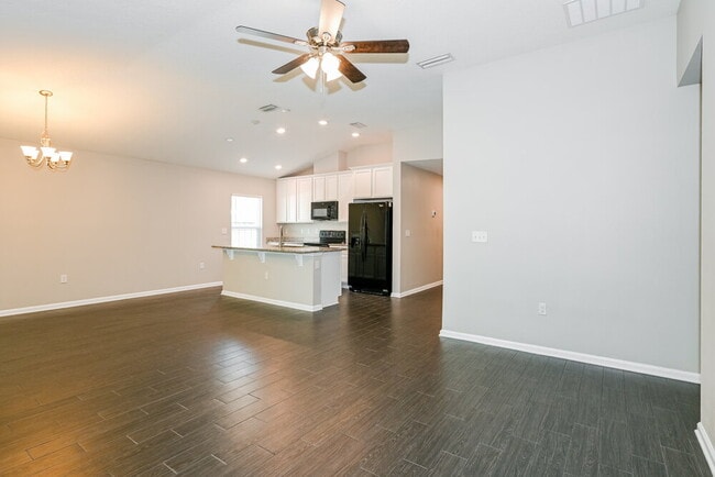 Building Photo - 3020 Angora Bay Dr