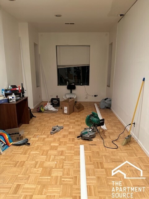 Foto del edificio - 3304 W Warren Blvd