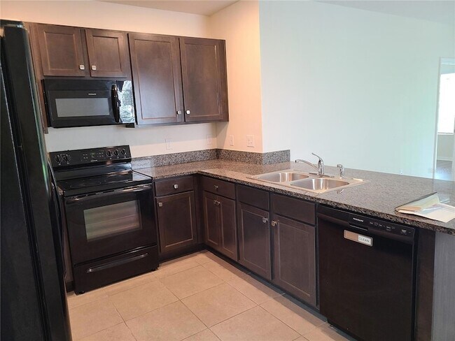 Building Photo - 5327 San Palermo Dr