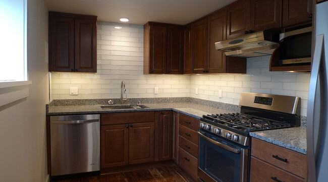 Foto del edificio - 7514 3rd Ave NW