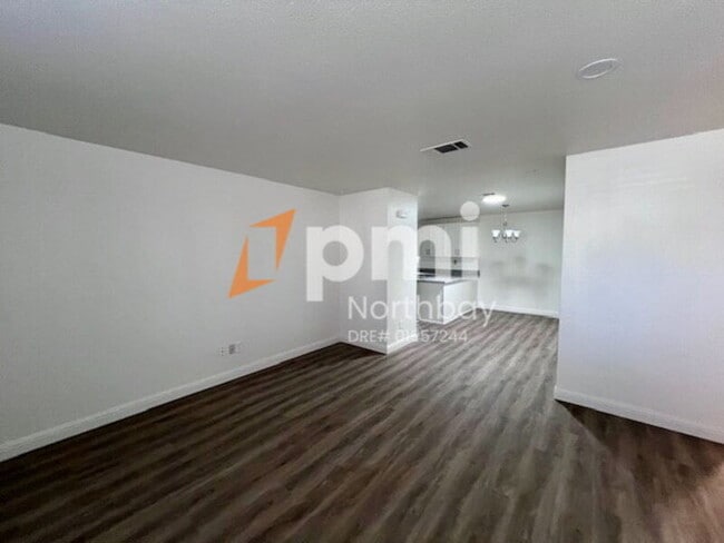 Building Photo - 677 Cordelia Cir