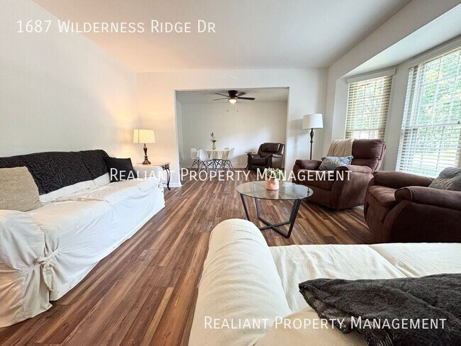 Foto del edificio - 1687 Wilderness Ridge Dr