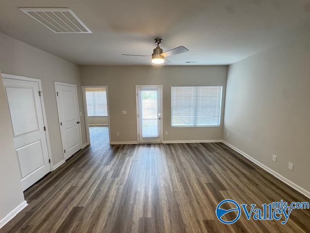 Foto del edificio - 123 Foster Wy Dr