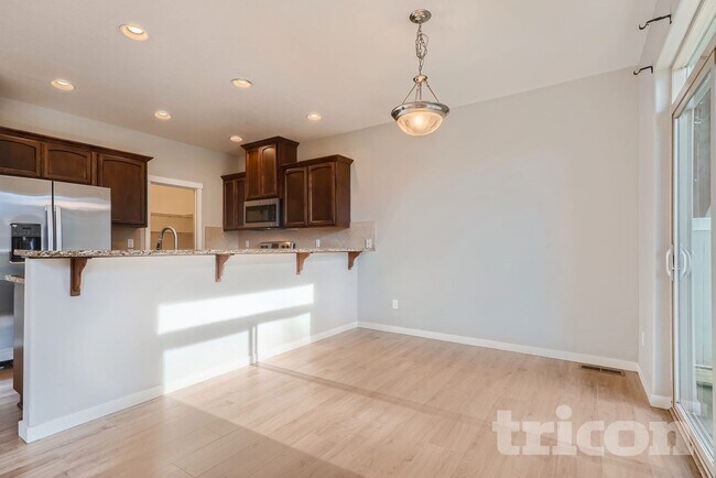 Foto del edificio - 7615 NE 60th Way