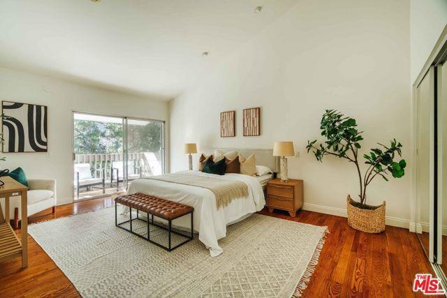 Foto principal - 17158 Palisades Cir