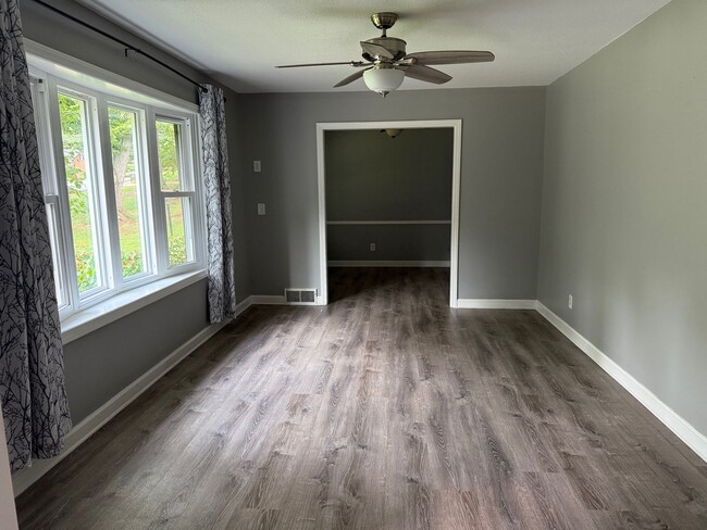 Photo - 2530 Merrimont Dr NW House