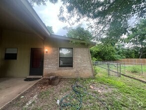 Building Photo - 1524 Shannon Cir