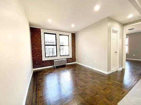 Foto del edificio - 1 bedroom in BRONX NY 10452