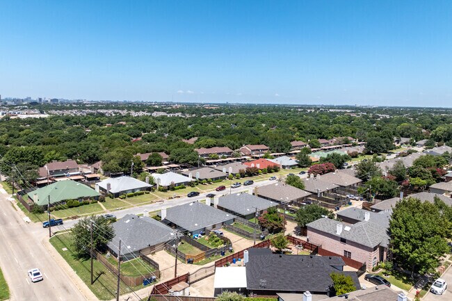 Aerial Photo - 11803-11805 Garden Terrace Dr