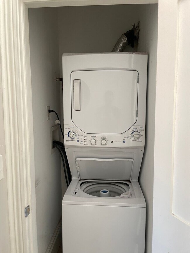 Foto del edificio - 4 Bedroom