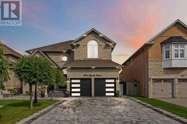 Building Photo - 50 Grandlea Crescent