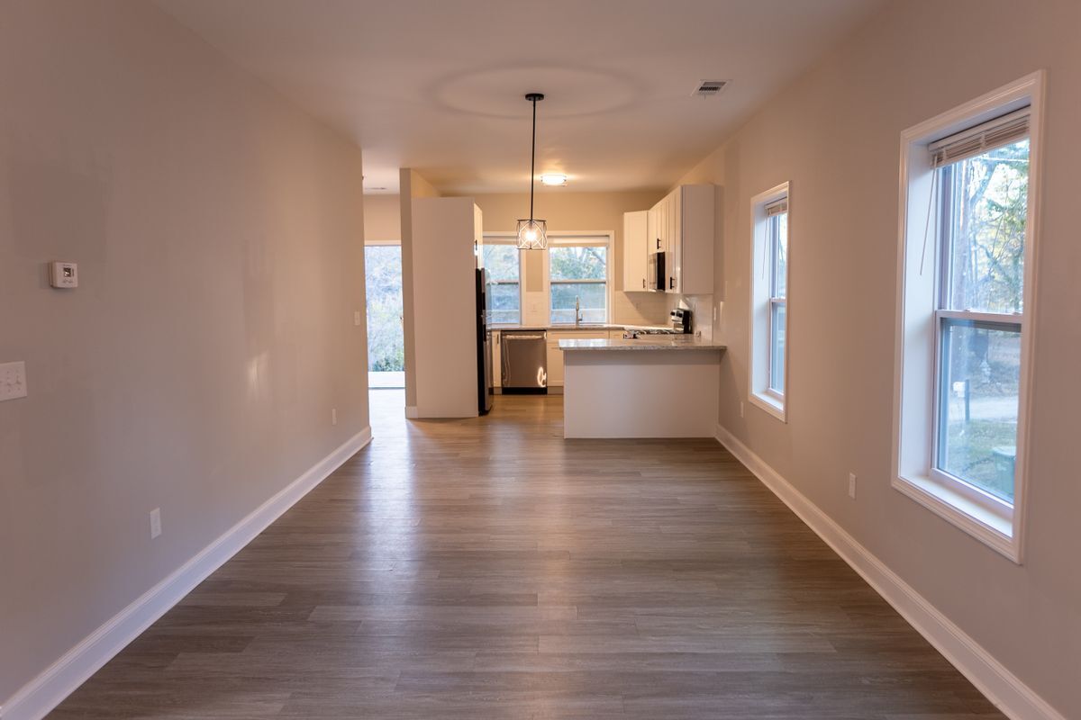 Foto del edificio - 1332 Brewster St SW