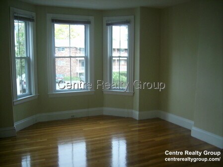 Building Photo - 78 Charlesbank Rd