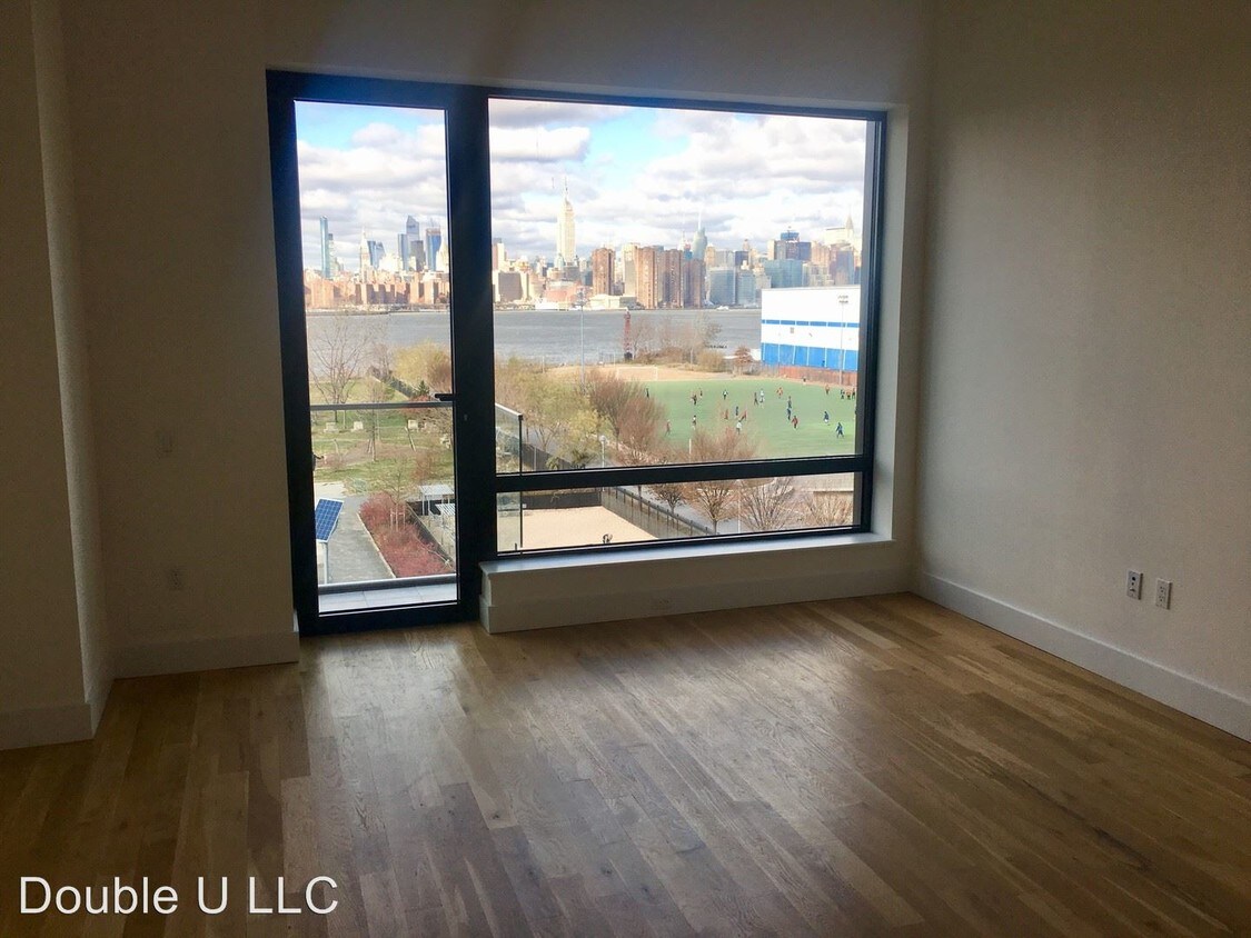 2 br, 2 bath - 56 N 9th - 2 br, 2 bath  - 56 N 9th