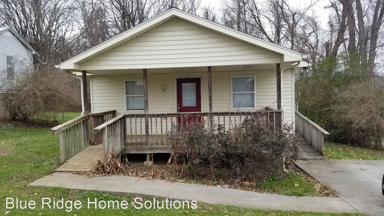 Primary Photo - 3 br, 1 bath House - 833 Rutledge Avenue